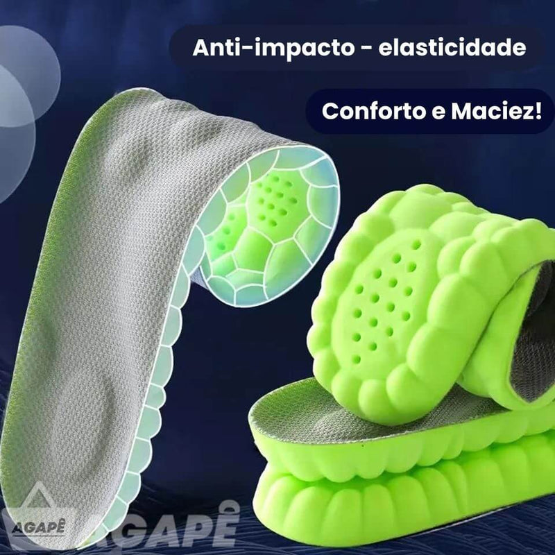 Duas palmilhas coloridas dobradas, exibindo elasticidade e oferecendo conforto anti-impacto.